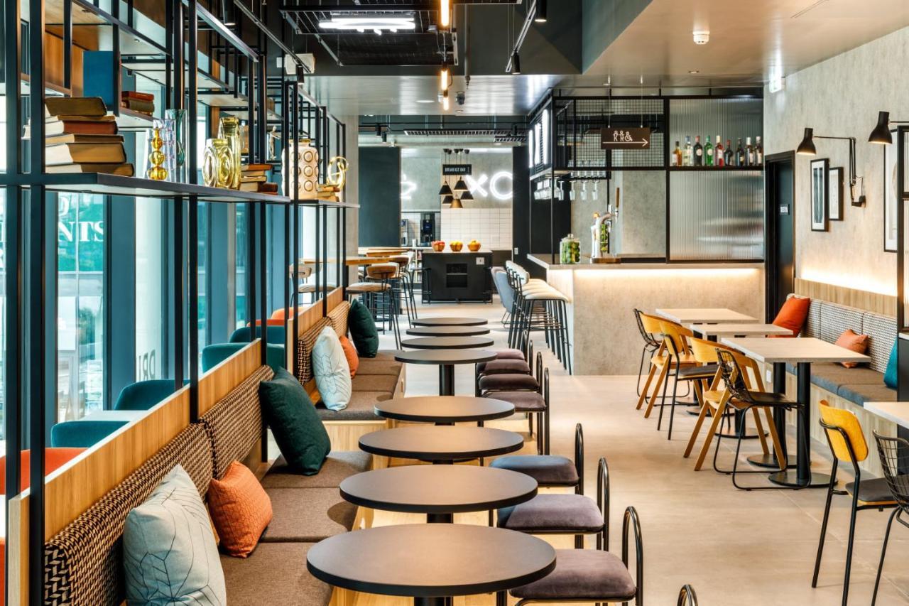 Hotel Ibis London Sutton Point Extérieur photo